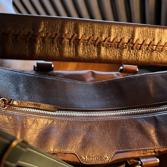 Botkier, Sable chocolate color nylon and leather travel bag/overnight bag - Picture 5 of 11